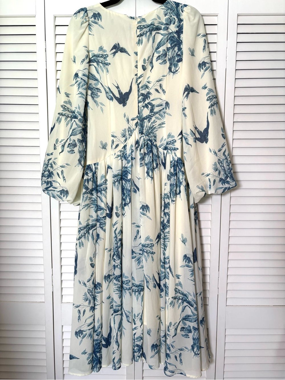 NWT O.P.T Abrielle Botanical Blue Empire Waist Lantern Sleeve Dress Small - Picture 7 of 10